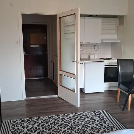Hh Huoneistot Yksioe 4 Kerros Apartmán Forssa